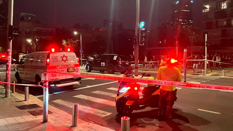 ইসরায়েলের তেল আবিবে ক্ষেপণাস্ত্রের আঘাত, ১১ স্থানে ক্ষয়ক্ষতি